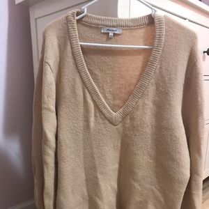 V neck sweater